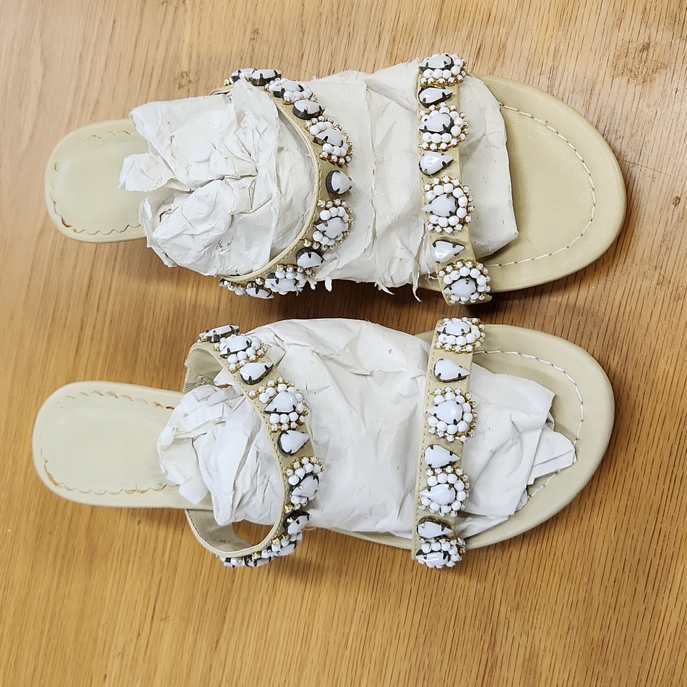 Women dress shoes